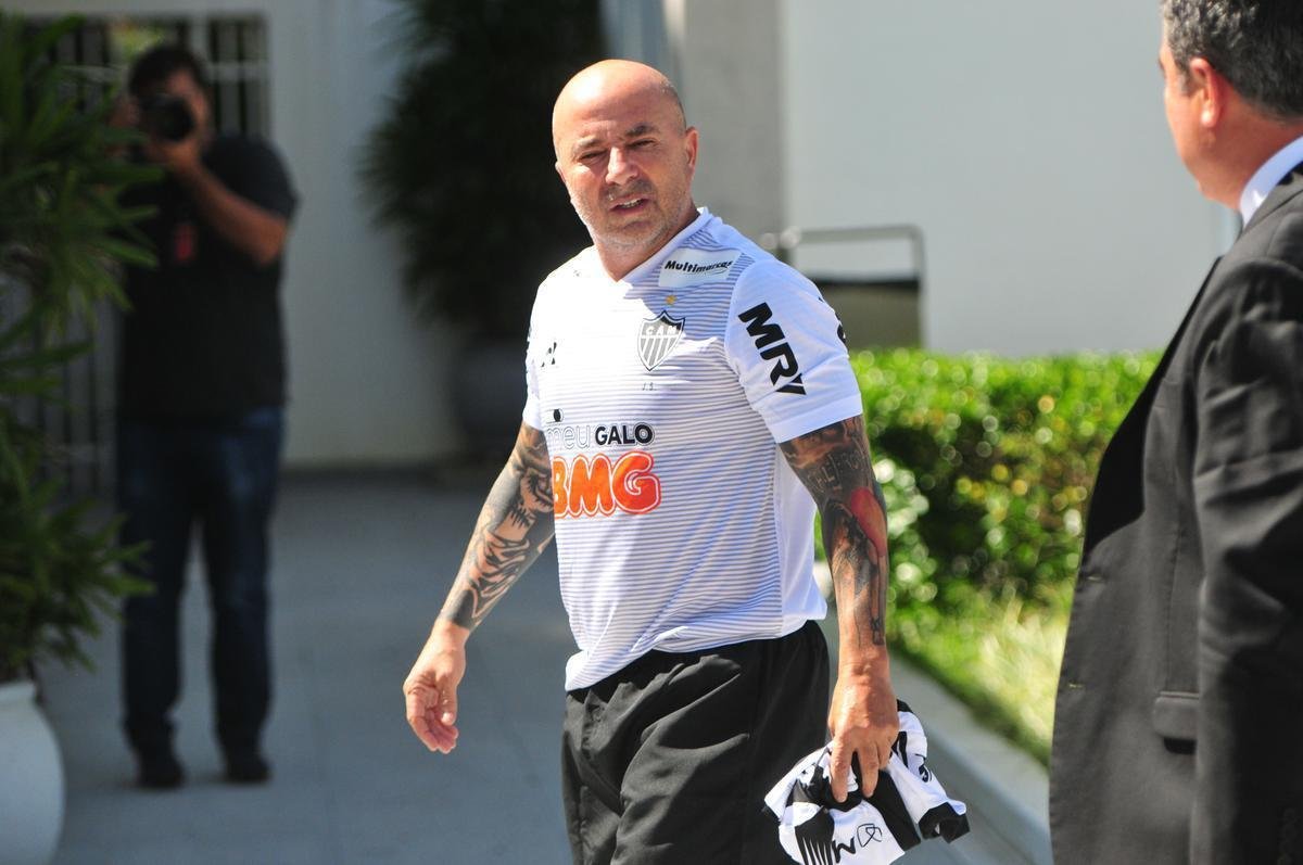 Jorge Sampaoli foi apresentado na tarde desta segunda-feira como novo tcnico do Atltico
