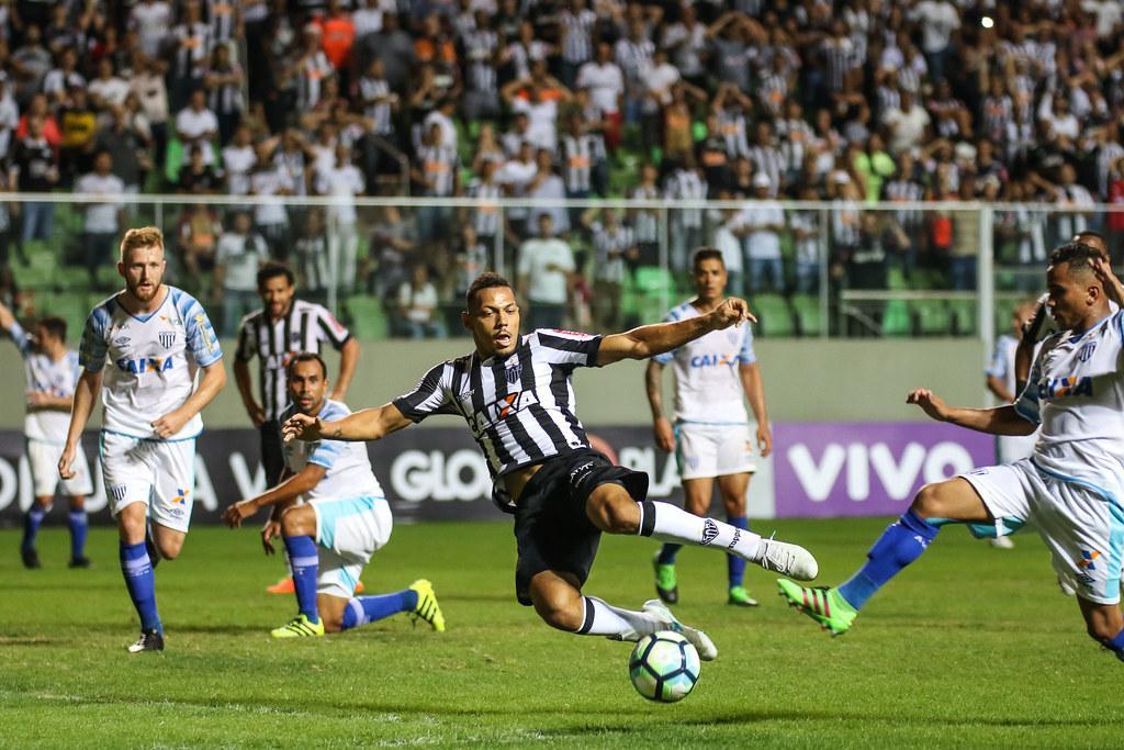 2017 - sete vitrias, quatro empates e oito derrotas (43,9% de aproveitamento), com 27 gols marcados e 27 gols sofridos