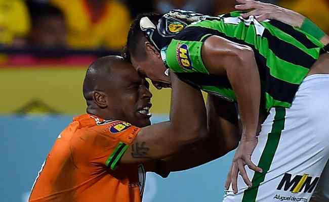 Pnalti defendido por Jailson garantiu Amrica na fase de grupos da Libertadores