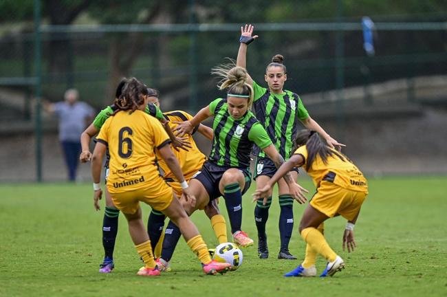 Am�rica 3 x 1 Alian�a-GO: fotos do jogo pelo Brasileiro Feminino A2