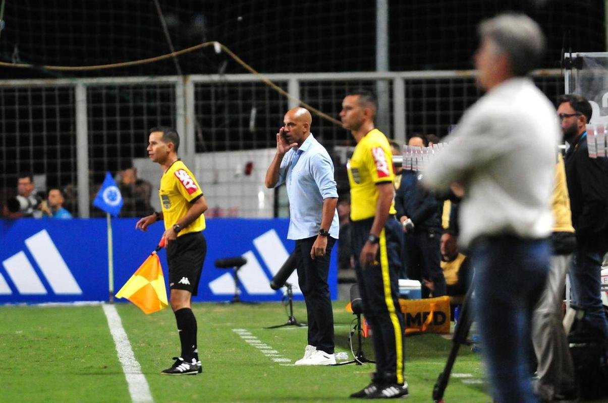 Cruzeiro x Grmio: fotos do jogo pela segunda rodada do Campeonato Brasileiro, neste sbado (22/4), no Independncia