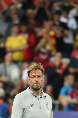 Decepo de jogadores e torcedores do Liverpool com perda do ttulo da Liga dos Campees para o Real