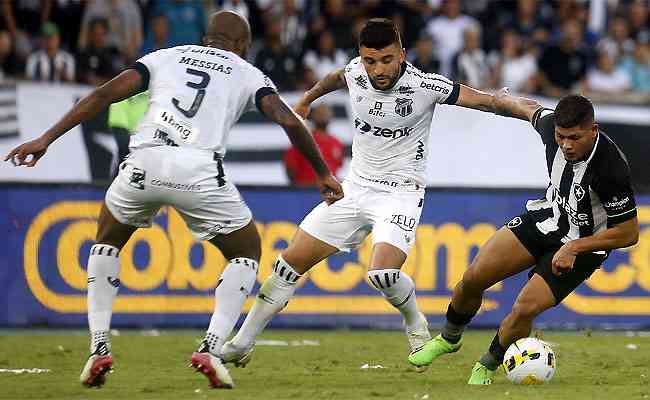 Botafogo no sustentou vantagem e cedeu empate ao Cear no Engenho