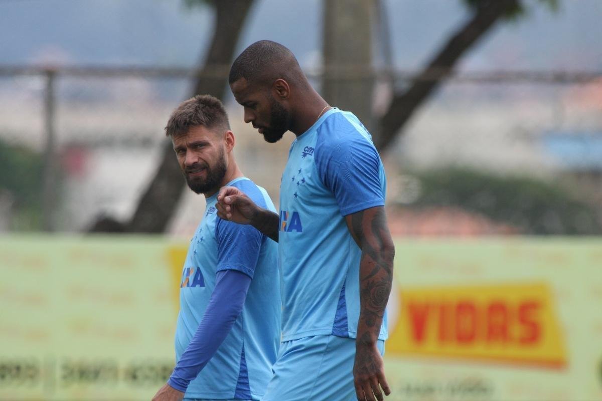 Imagens do treino do Cruzeiro nesta segunda-feira, 19 de fevereiro, na Toca da Raposa II