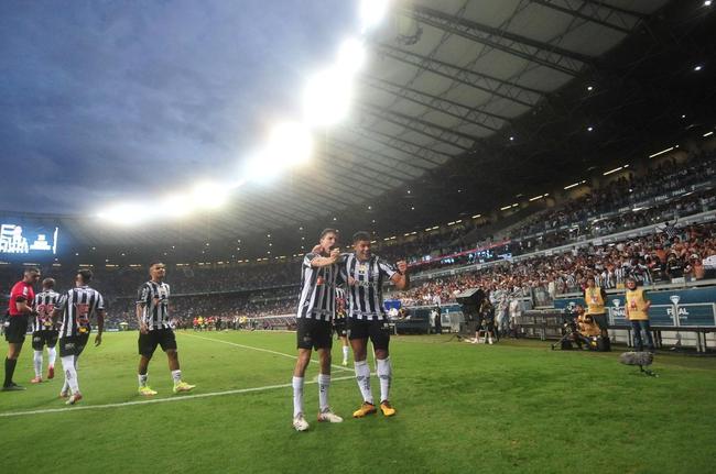 Galo venceu Cruzeiro com gols de Hulk (2) e Nacho. Edu descontou para a Raposa