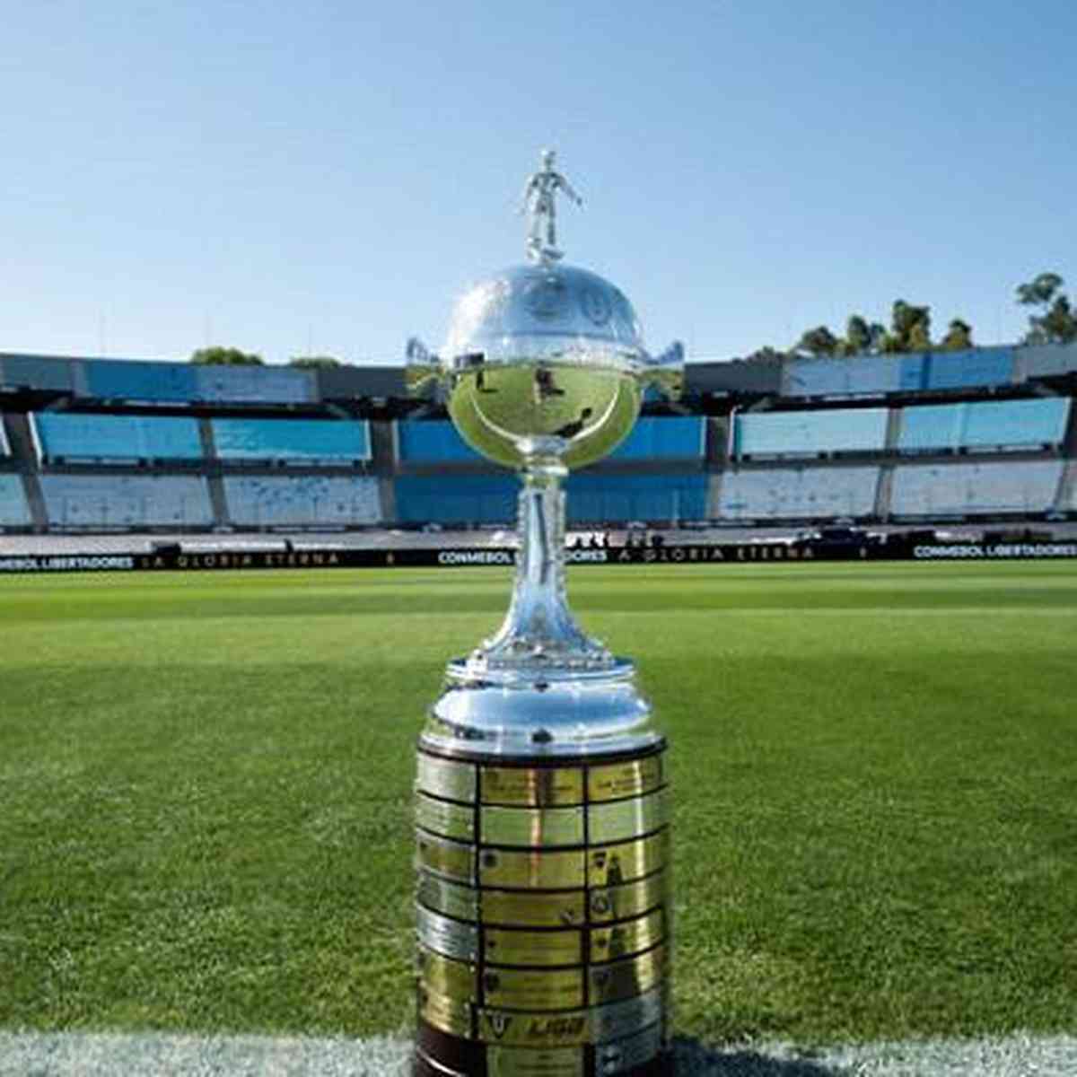 Mundial de Clubes neste sábado (21-12)  Taça do mundial, Taça da copa, Mundial  de clubes