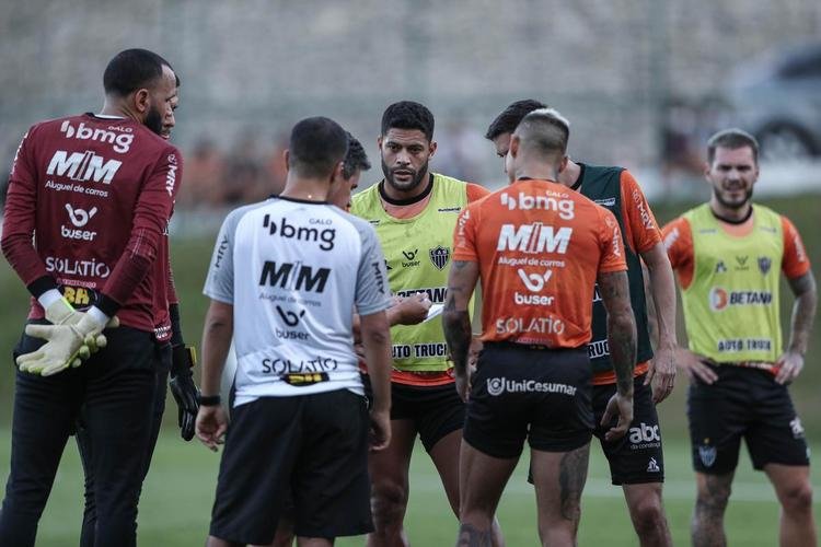 Fotos do primeiro treino de Diego Costa pelo Atlético