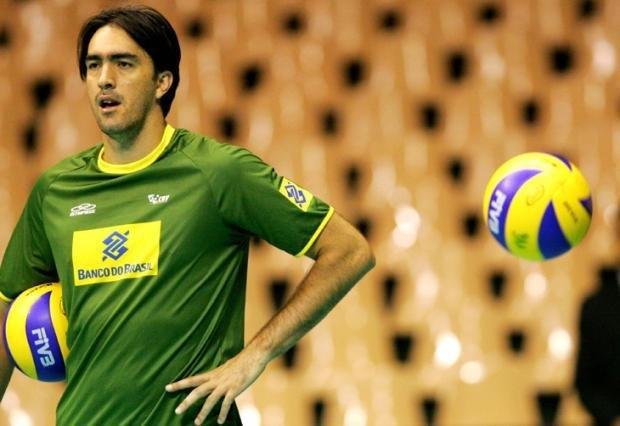 Ex-jogador de vlei, Rodrigo (PSDB) recebeu 997 votos em Praia Grande (SP) e no foi eleito.