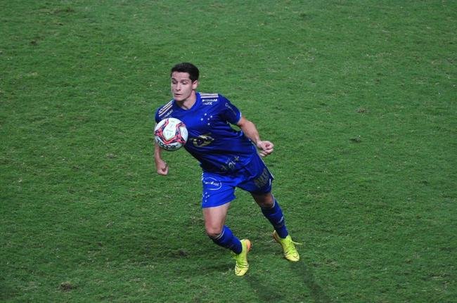 Fotos de Coimbra x Cruzeiro, no Independncia, pela 8 rodada do Mineiro. William Pottker e Felipe Augusto fizeram os gols da vitria celeste por 2 a 0.