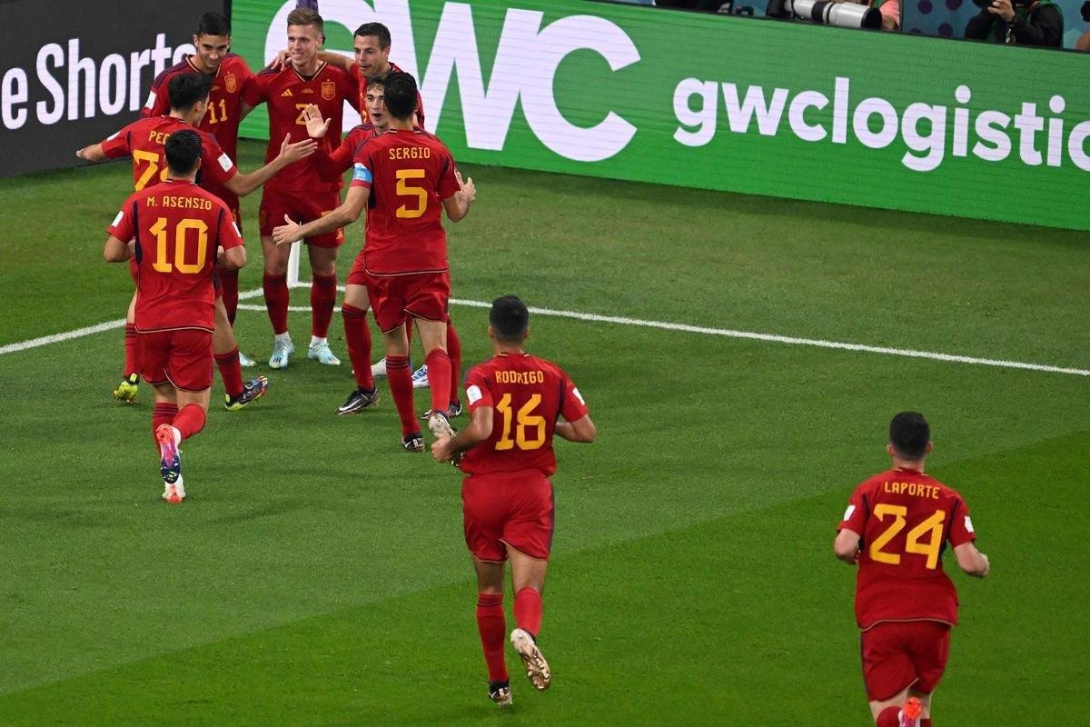 Fotos do jogo entre Espanha e Costa Rica pelo Grupo E da Copa do Mundo.