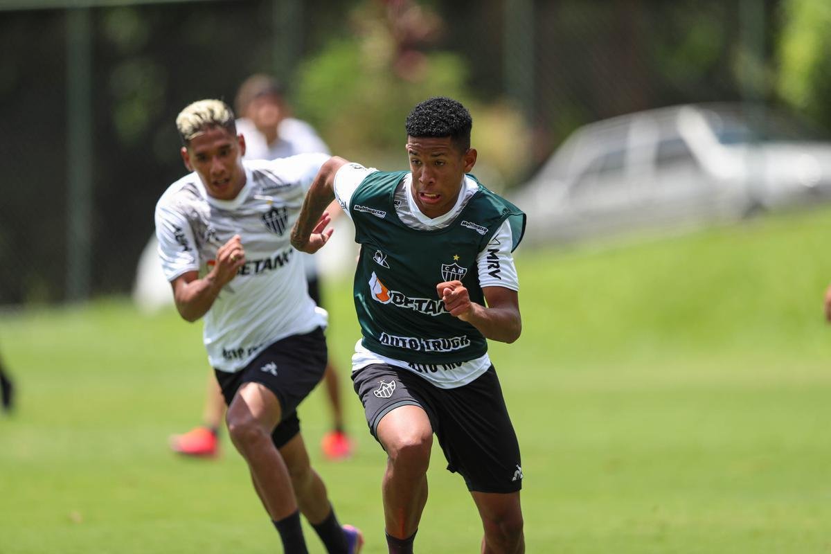 Fotos do treino do Atlético nesta quarta-feira, que contou com Nacho Fernández