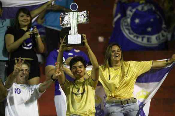 Foto oficial do Cruzeiro tricampeo brasileiro no Barrado