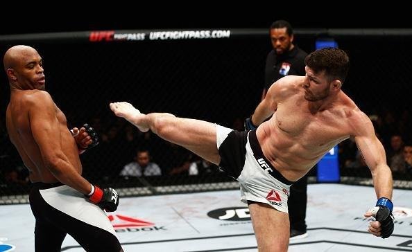 Spider voltou ao UFC com revés. Brasileiro chegou a derrubar Bisping com uma joelhada, achou que tinha vencido por nocaute, mas round havia encerrado. No fim, brasileiro acabou perdendo luta por pontos