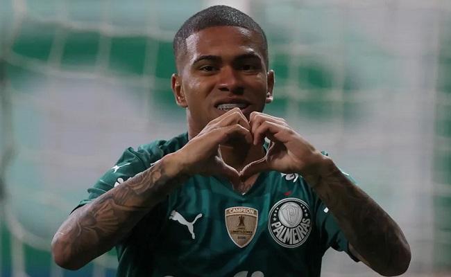 Lucas Esteves foi anunciado pelo Fortaleza nesta quinta-feira