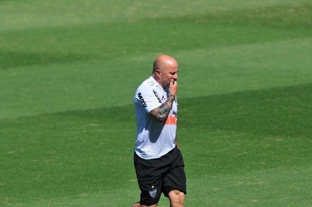 Jorge Sampaoli foi apresentado na tarde desta segunda-feira como novo tcnico do Atltico