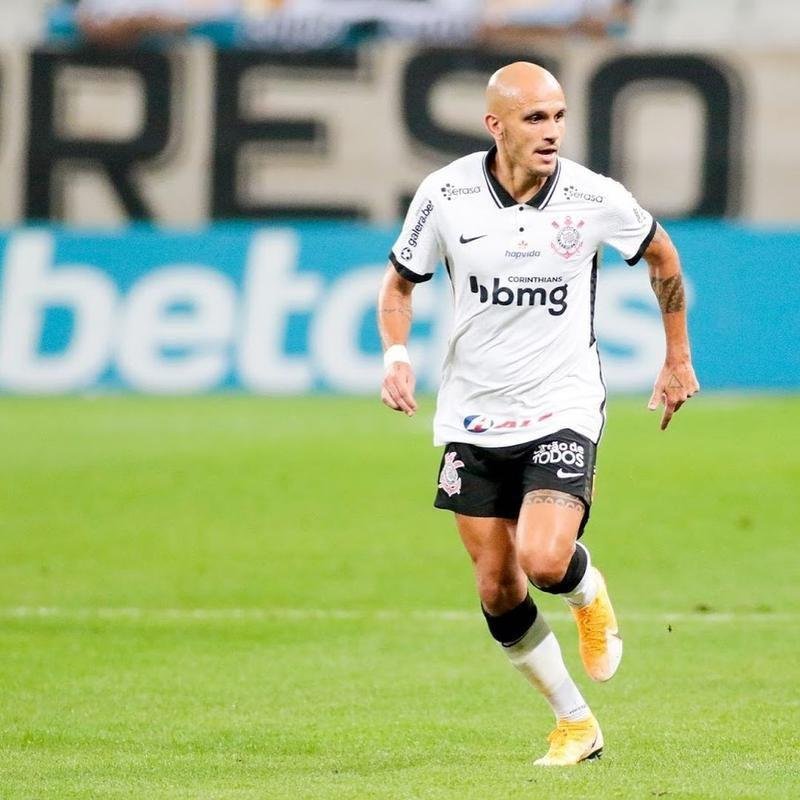 Fbio Santos - lateral-esquerdo do Corinthians