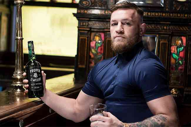 Lanado em 2018, Proper No. Twelve, marca de whisky de McGregor,  sucesso de vendas