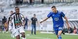 Cruzeiro estreou novo uniforme do centen�rio na vit�ria por 1 a 0 sobre o Athletic, no Mineir�o, pelo Mineiro. Vers�o � completamente azul, fugindo � tradi��o do clube de ter o cal��o e os mei�es brancos.