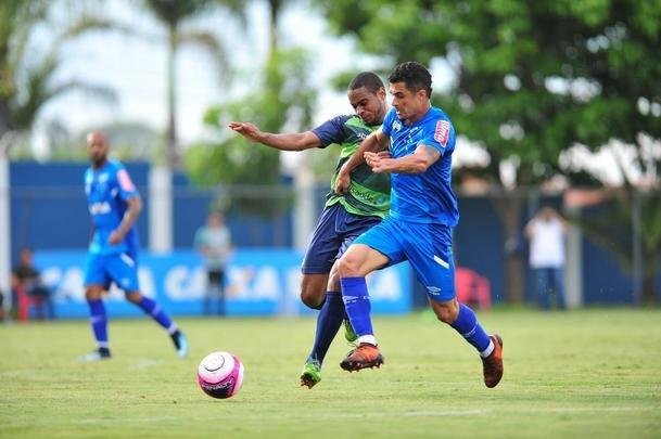 Imagens do jogo-treino entre Cruzeiro e Ipatinga, na Toca da Raposa II, nesta sexta-feira (12/01)