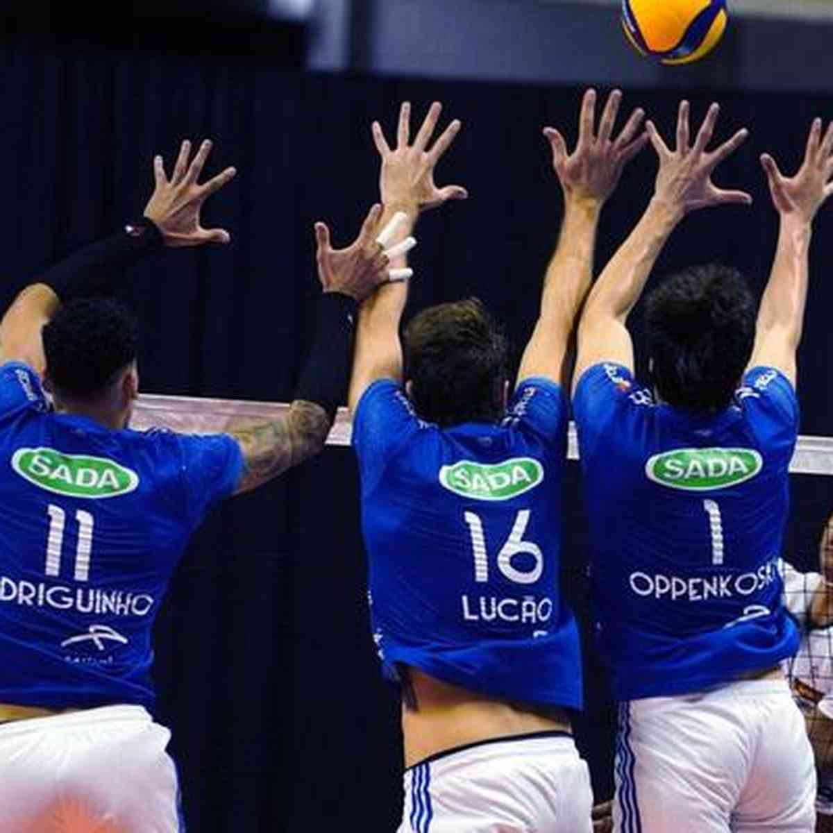 Vôlei: Cruzeiro perde para São José no tie-break e fica com vice da  Supercopa Masculina > No Ataque