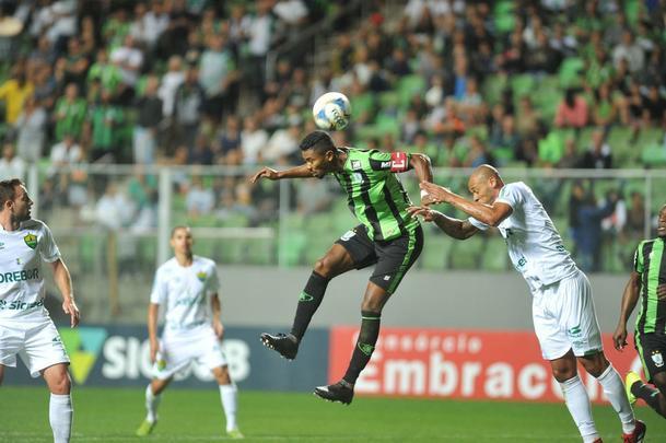 Fotos do jogo entre Amrica e Cuiab, no Independncia, pela 16 rodada da Srie B