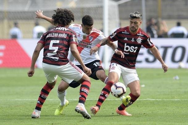 Fotos do jogo entre Flamengo e River Plate