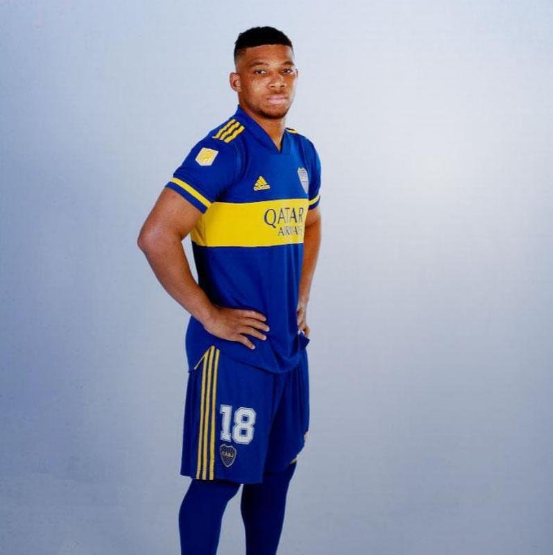 Frank Fabra - lateral-esquerdo