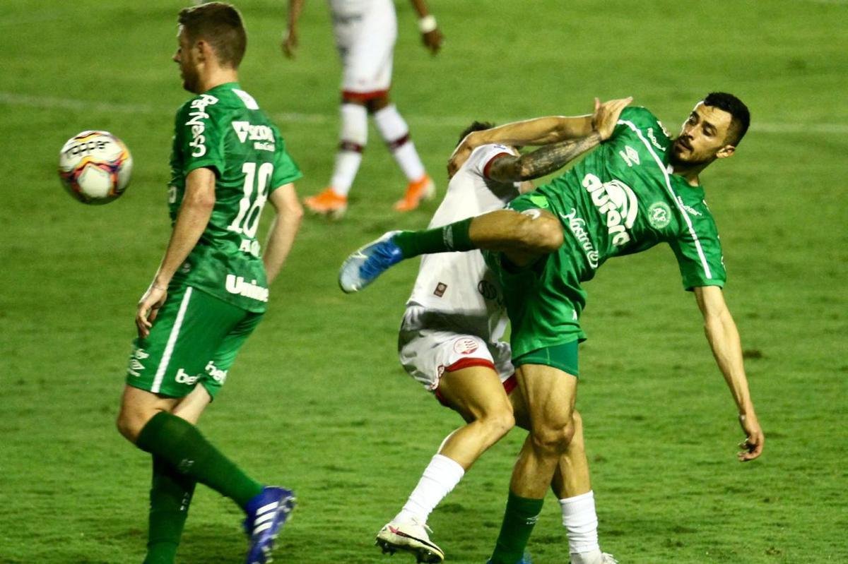 Nutico abriu o placar na segunda etapa com Kieza e quando a partida se encaminhava para mais uma vitria Timbu em seus domnios, a Chapecoense empatou aos 48 minutos do segundo tempo