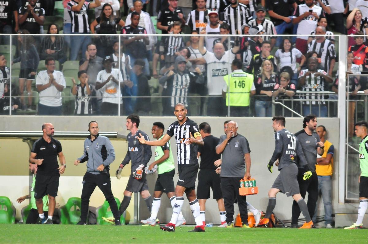 Fotos do jogo desta segunda-feira entre Galo e Furaco