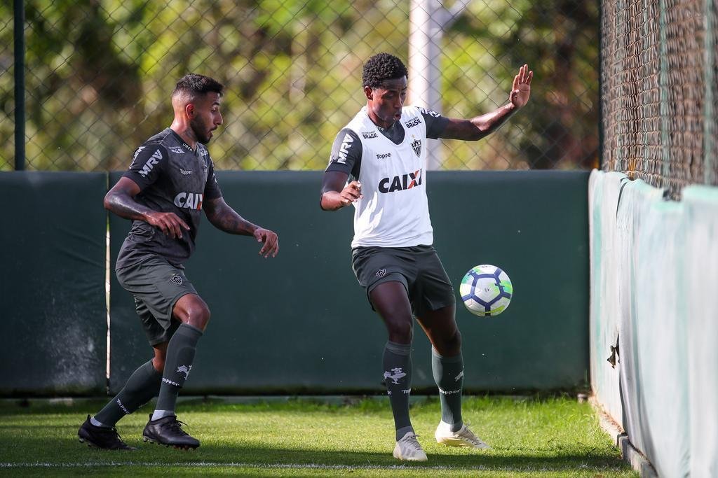 Aps empate no clssico, Atltico volta aos treinos na Cidade do Galo
