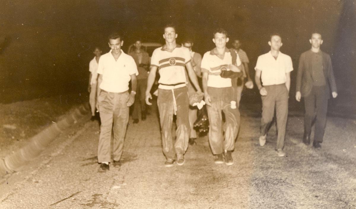 Fotos da carreira do polmico tcnico Yustrich, o Homo