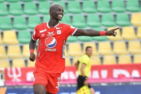 Santiago Moreno - O ponteiro de 21 anos  um dos jogadores com mais potencial no clube. Revelado nas categorias de base do Amrica, participou de 19 jogos nesta temporada e marcou quatro gols. O atleta, que tem passagem pela seleo de base, j foi sondado por clubes do exterior.