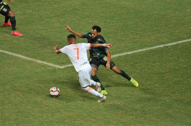 Fotos do jogo deste sbado entre Amrica e Coimbra, no Independncia, pelo Campeonato Mineiro