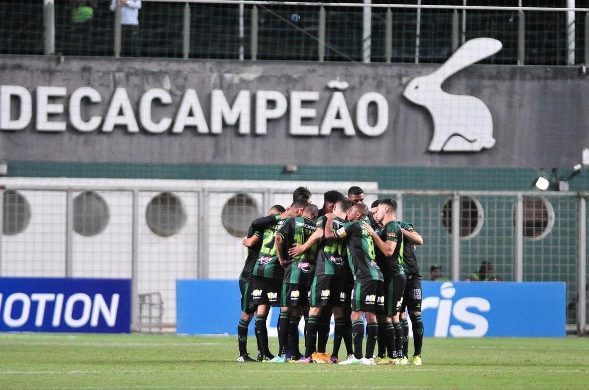 Fotos da vitria do Amrica sobre o Fortaleza, por 2 a 1, no Independncia, pela 29 rodada da Srie A do Campeonato Brasileiro