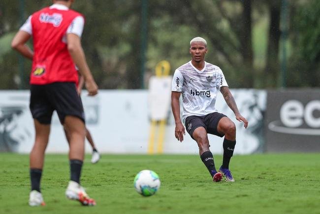 Fotos do primeiro treino de Hulk no Atlitco