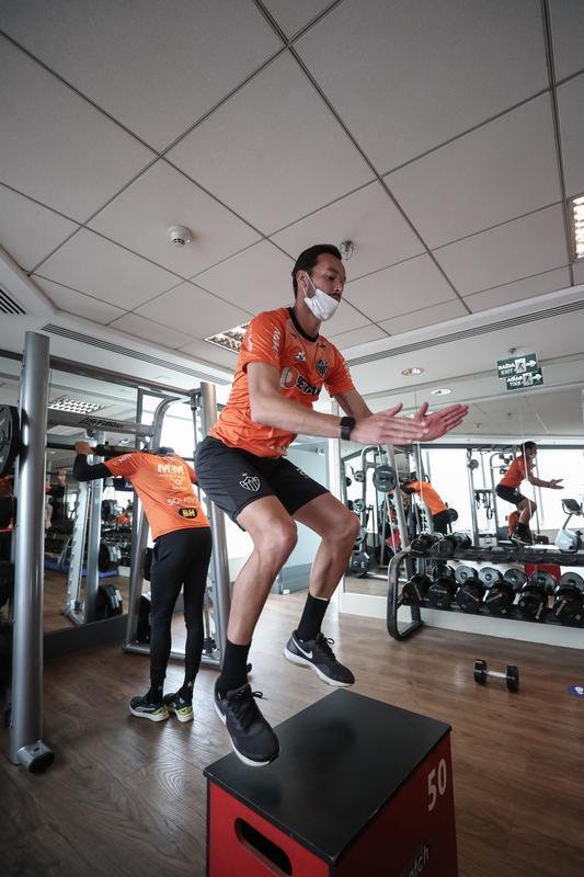 Jogadores do Atltico fizeram uma atividade regenerativa em So Paulo nesta quarta-feira, dia seguinte ao empate por 0 a 0 com o Palmeiras