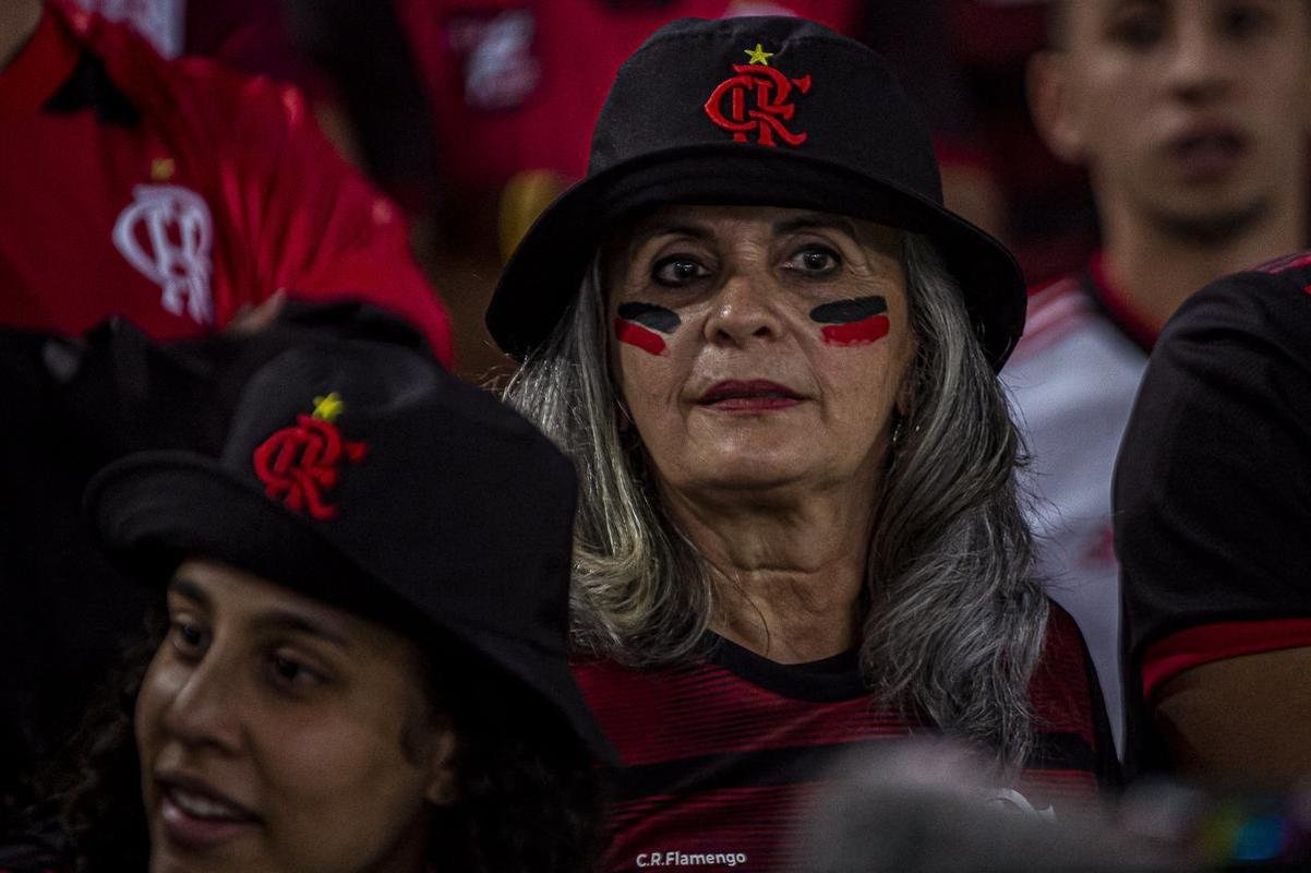 Fotos da torcida do Flamengo na partida de volta das oitavas de final da Copa do Brasil, contra o Atltico, no Maracan