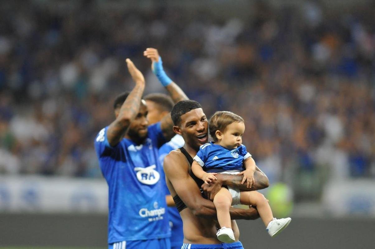Fotos da partida entre Cruzeiro e Novorizontino, neste domingo (17), no Mineiro, em Belo Horizonte. Jogo  vlido pela 18 rodada da Srie B do Campeonato Brasileiro.