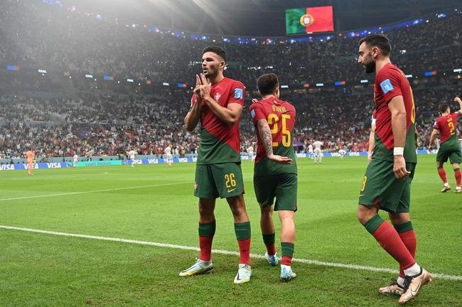 No Estdio Icnico de Lusail, Portugal e Sua se enfrentaram pelas oitavas de final da Copa do Mundo do Catar