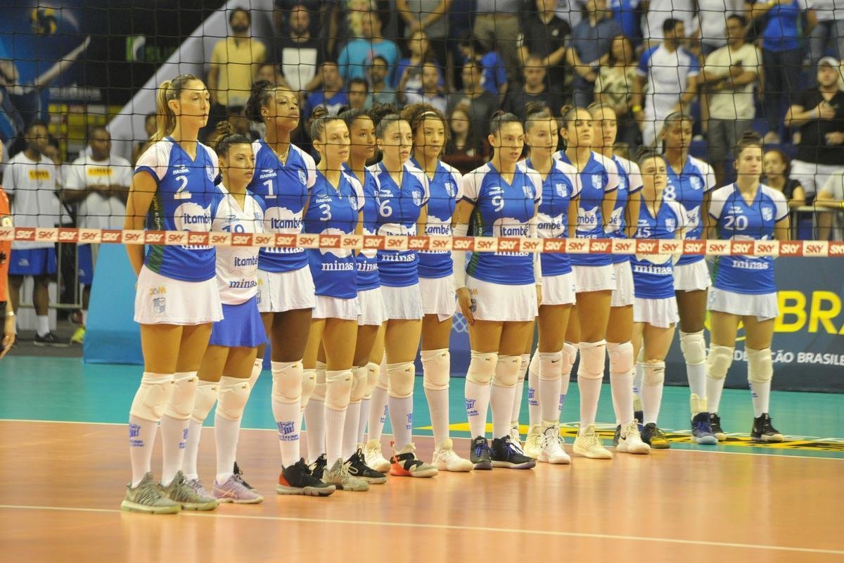 Minas x Praia: veja fotos da primeira partida da final