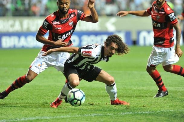 Galo recebeu o Atltico Goianiense, no Independncia, pela 33 rodada do Campeonato Brasileiro