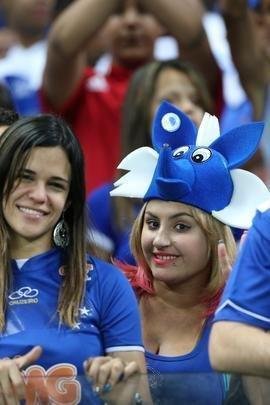 Imagens da torcida do Cruzeiro, no Mineiro, para o jogo com o Atltico-PR
