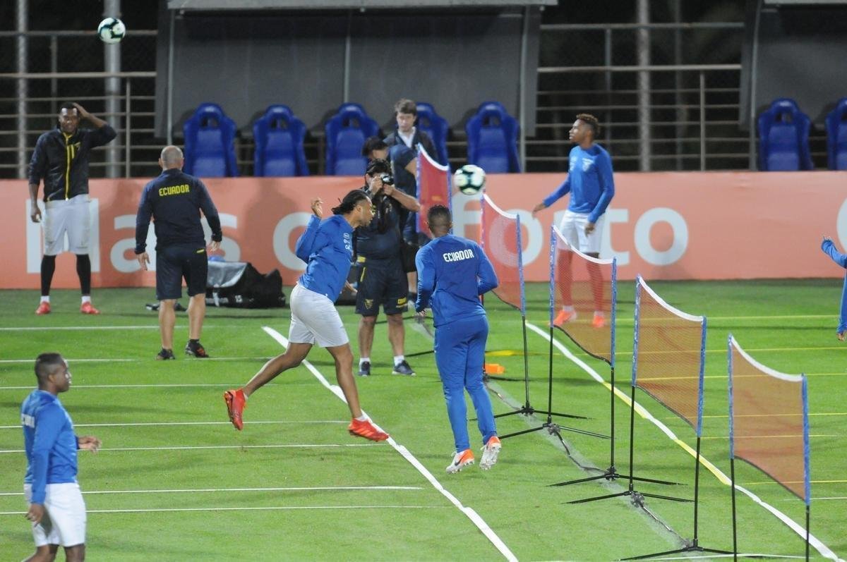 Seleo Equatoriana treinou pela primeira vez em BH, no Sesc Venda Nova