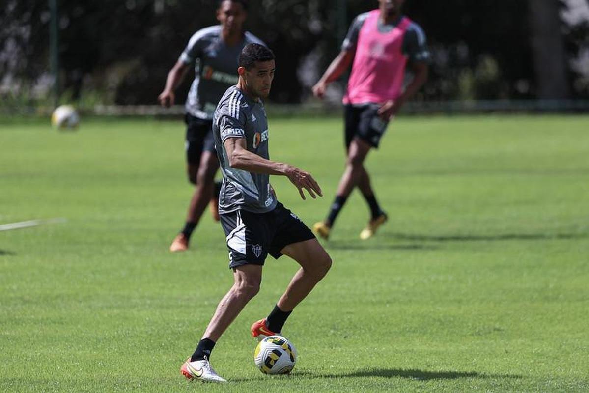 Atltico treina na Cidade do Galo sob o comando de Lucas Gonalves, tcnico interino permanente. Turco Mohamed foi demitido na manh desta sexta-feira (22).