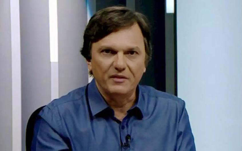 Mauro Cezar Pereira, jornalista: Gylmar; Leandro, Domingos da Guia, Aldair
e Nilton Santos; Zizinho, Zico e Pel; Lenidas da Silva, Tosto e Romrio.
Tcnico: Joo Saldanha.