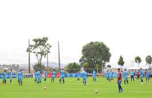 Fotos do aquecimento cruzeirense antes de viagem para o Rio, onde time enfrenta o Flamengo pela Libertadores