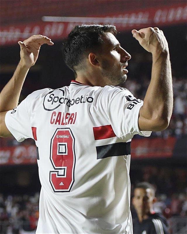 2. So Paulo - 9 pnaltis (8 convertidos)