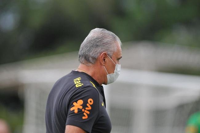 Sele��o Brasileira realizou treinamento na tarde deste s�bado (29/1) na Toca da Raposa II