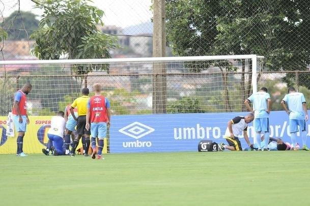 Com gols de Judivan e Rafael Sobis, Cruzeiro venceu Betinense por 2 a 0 em jogo-treino