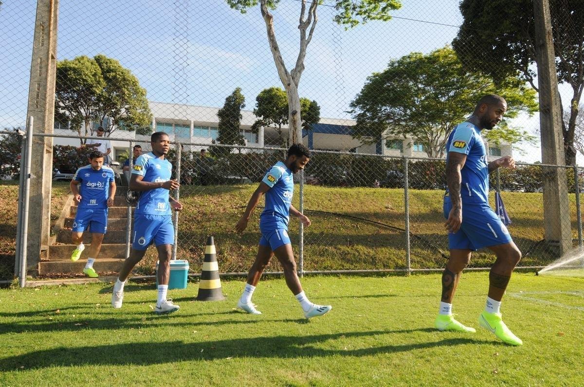 Fotos do treino do Cruzeiro desta quarta-feira, 2 de outubro, na Toca da Raposa II